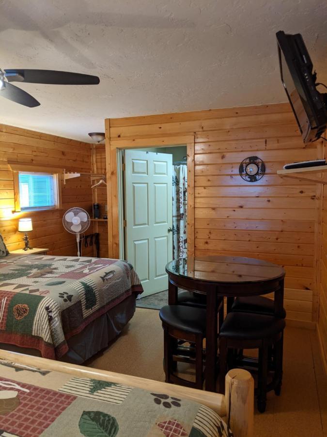 9 Bar W Cabins West Yellowstone Exterior foto